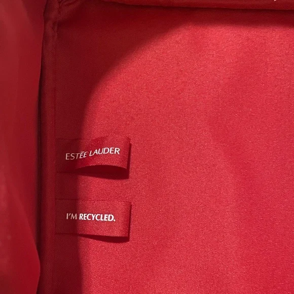 Estée Lauder Red Velvet Train Case 2023 | Makeup Bag Travel Organizer - Picture 6 of 7